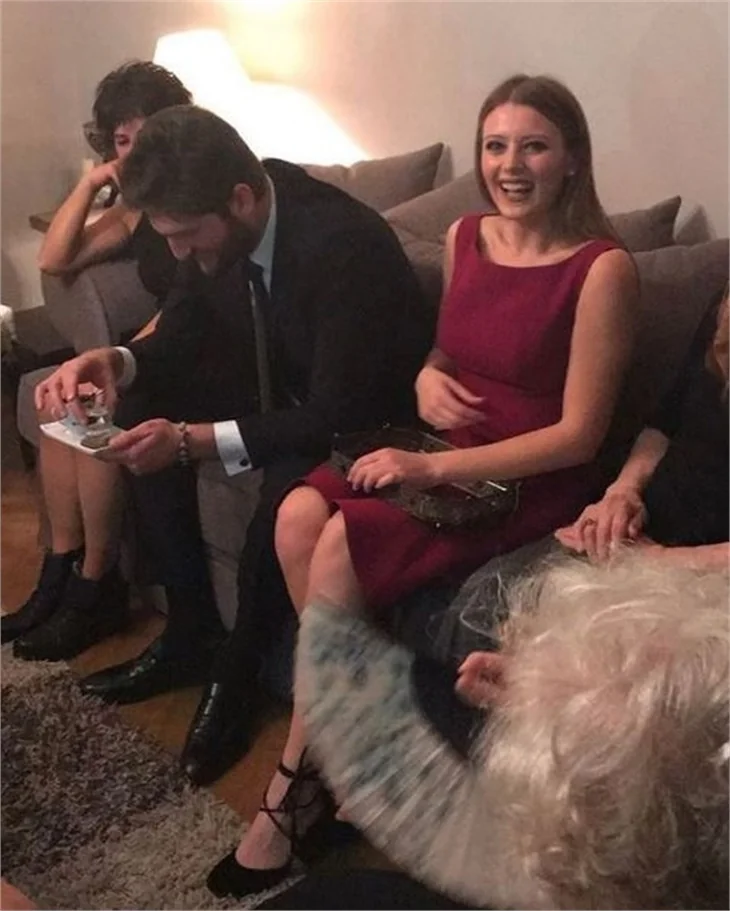 Gizem Karaca yüzüğü taktı! Kemal Ekmekçi'yle nişanlandı