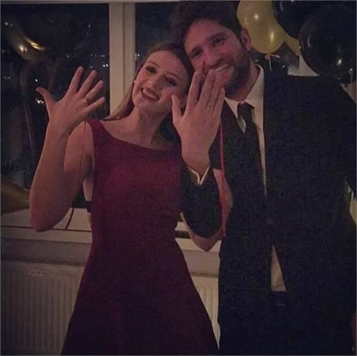 Gizem Karaca yüzüğü taktı! Kemal Ekmekçi'yle nişanlandı