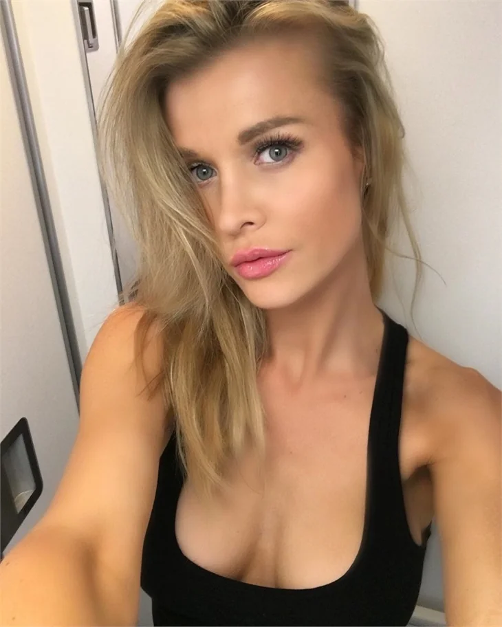 Joanna Krupa'dan banyoda hayat dersi