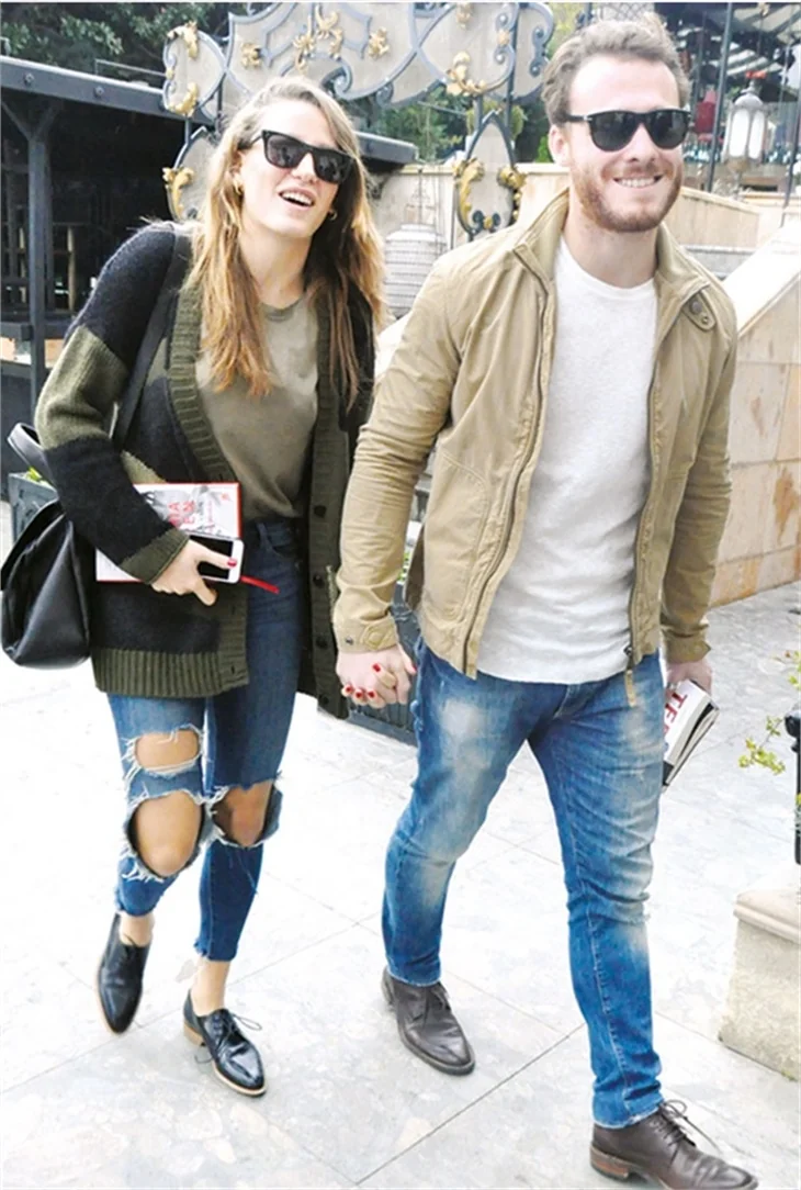 Serenay Sarıkaya, Kerem Bürsin'i yalnız bırakmadı!