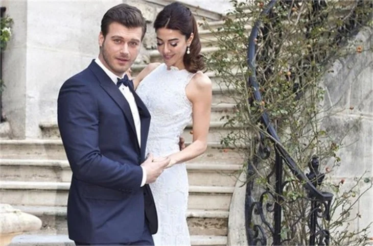 Tatlıtuğ çiftinin bebek krizi