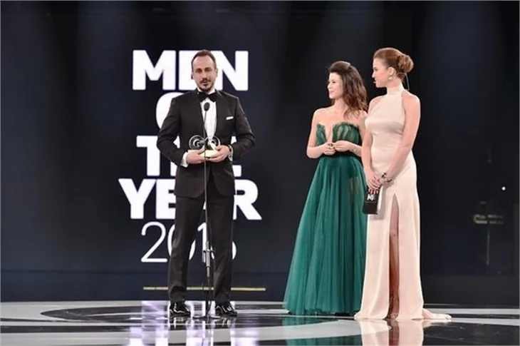 Beren Saat soğuğa meydan okudu