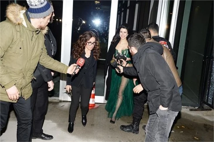 Beren Saat soğuğa meydan okudu