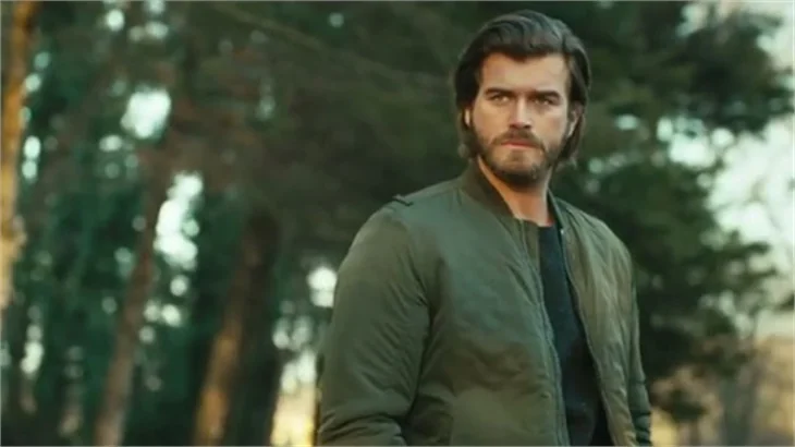 Kıvanç Tatlıtuğ, New York yolcusu!