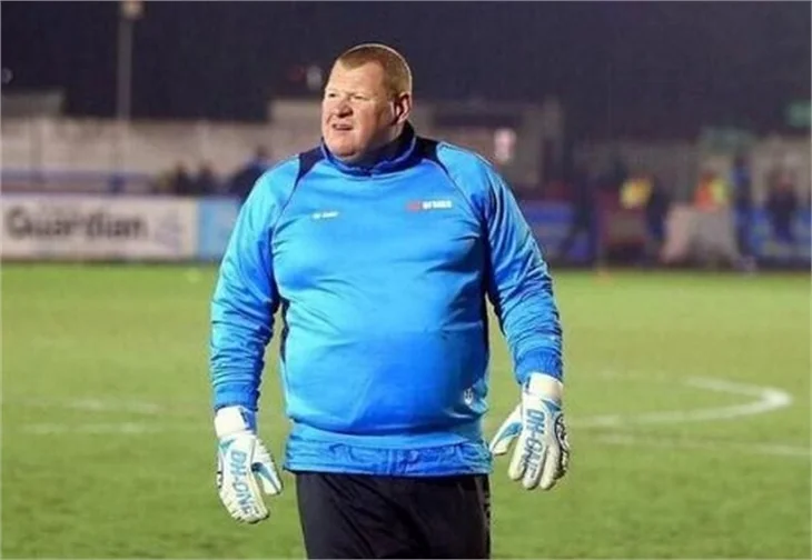 Dünyanın konuştuğu kaleci Wayne Shaw