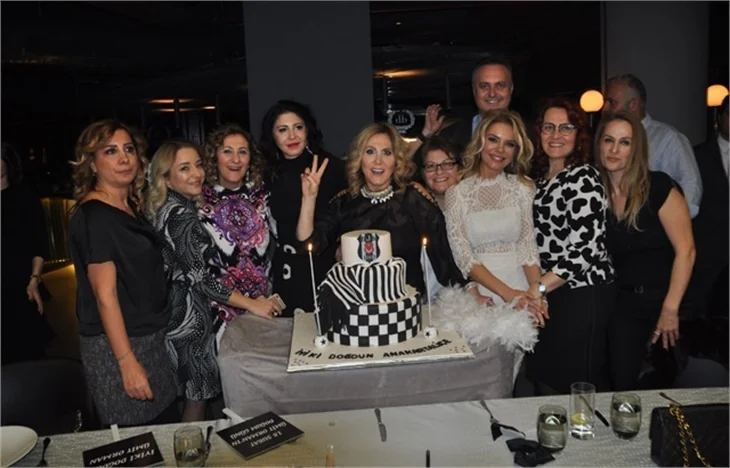 Ümit Orman'a sürpriz doğum günü