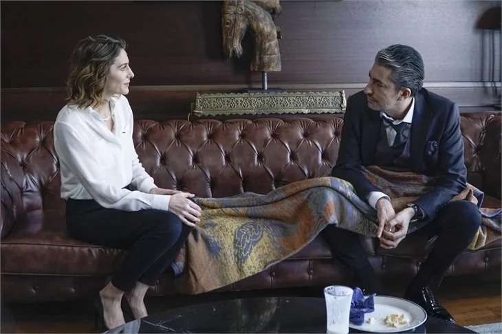 'Paramparça' 93. bölüm özeti ve fotoğrafları!