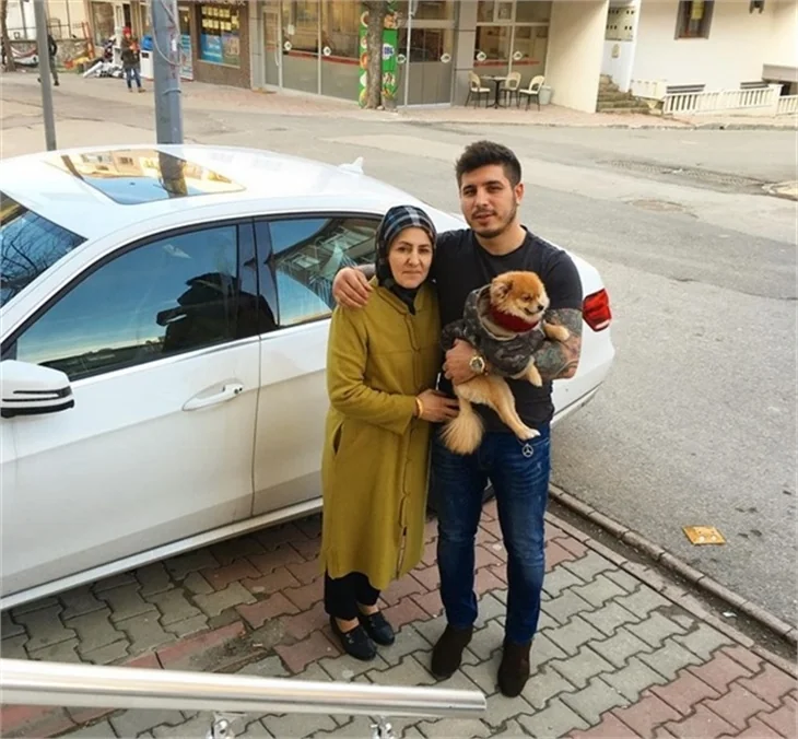 Gökhan Sara diskalifiye edildi, Sibel Akbulut evi terk etti!