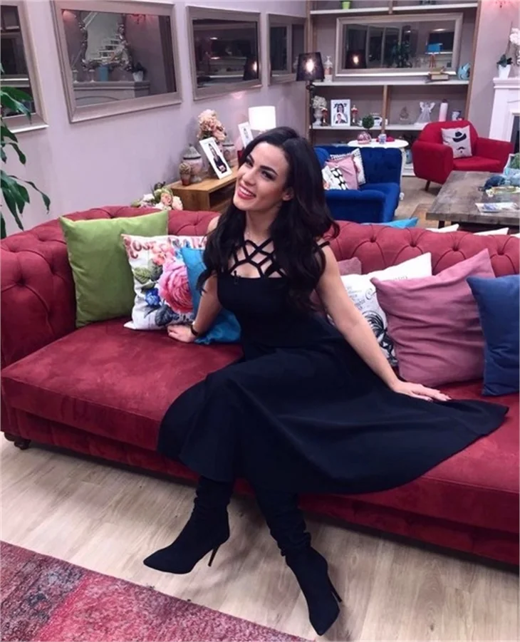 Gökhan Sara diskalifiye edildi, Sibel Akbulut evi terk etti!