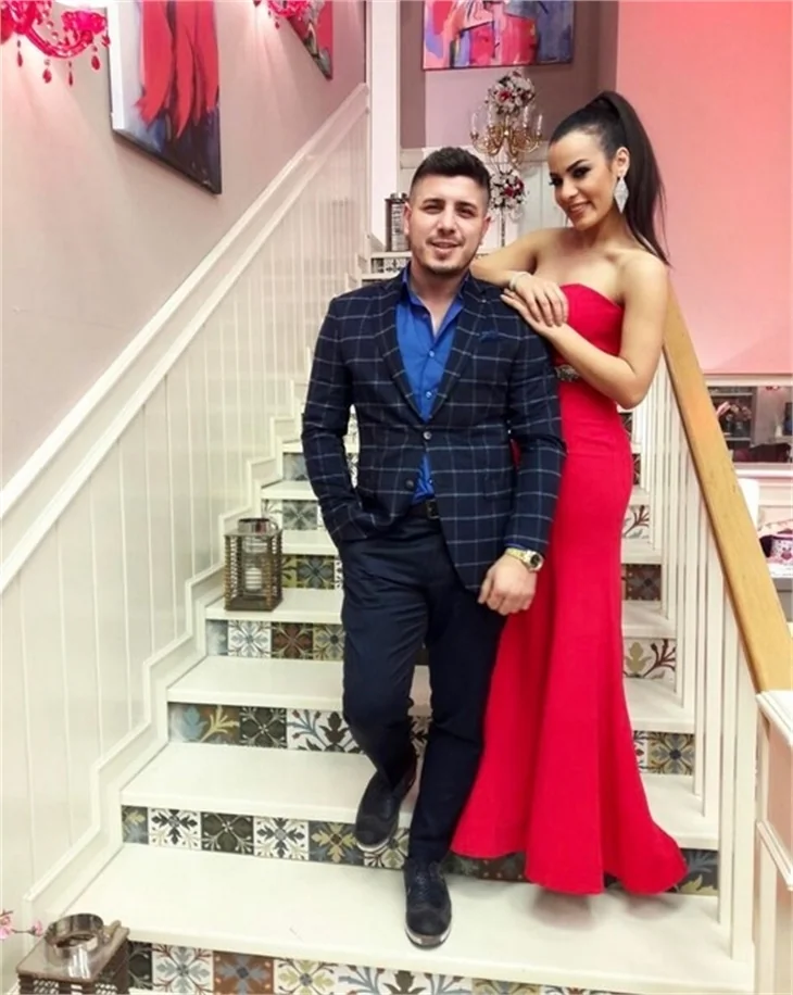 Gökhan Sara diskalifiye edildi, Sibel Akbulut evi terk etti!