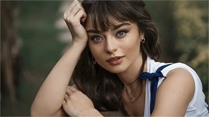 Ayça Ayşin Turan ile Aras Aydın aşk yaşıyor
