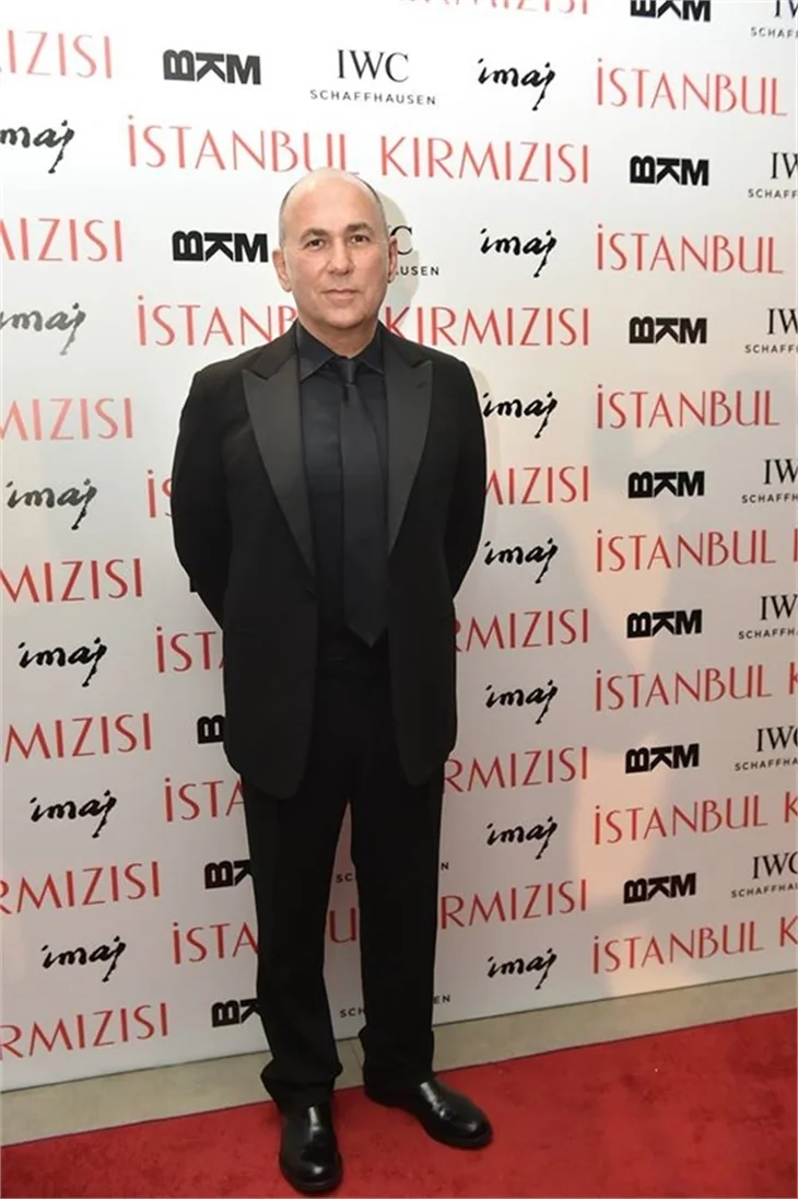 "İstanbul Kırmızısı"na ünlü akını!