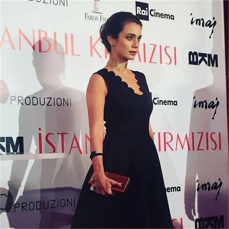 "İstanbul Kırmızısı"na ünlü akını!