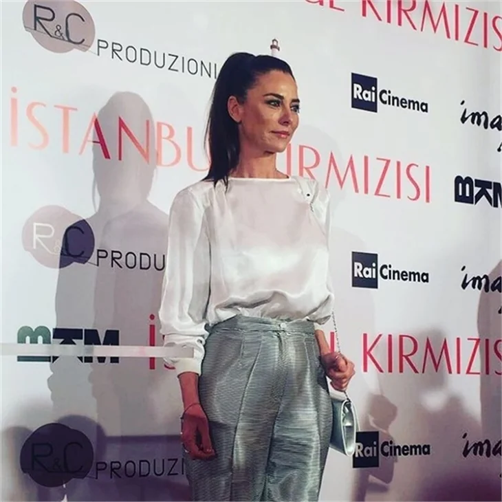 "İstanbul Kırmızısı"na ünlü akını!