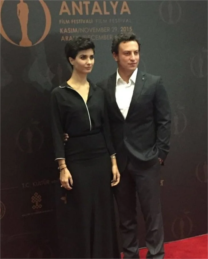 Tuba Büyüküstün ve Onur Saylak'tan dava