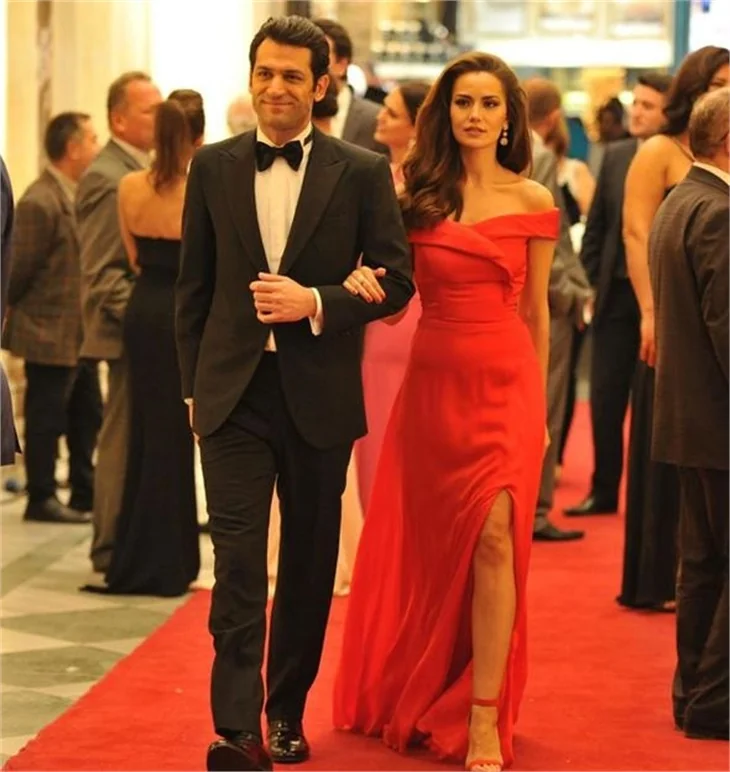 Fahriye Evcen'i hiç böyle görmediniz!