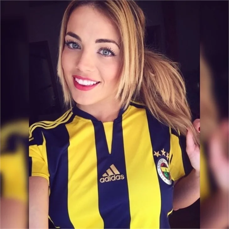 Aly Eckmann'dan olay frikik