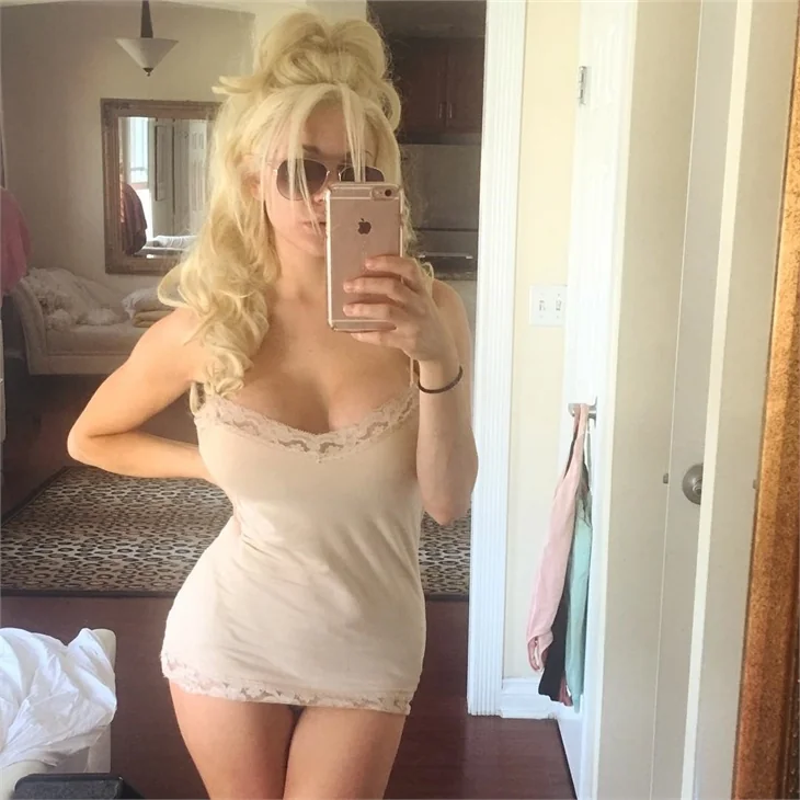 Courtney Stodden ayrılık acısını unuttu!