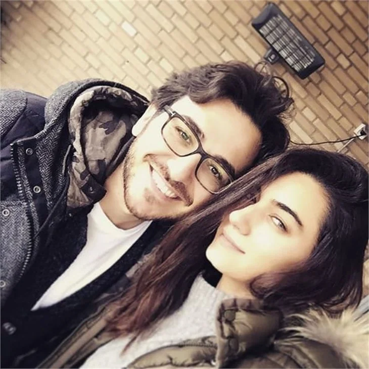 Hande Subaşı ve Altuğ Leblebici'nin romantik halleri