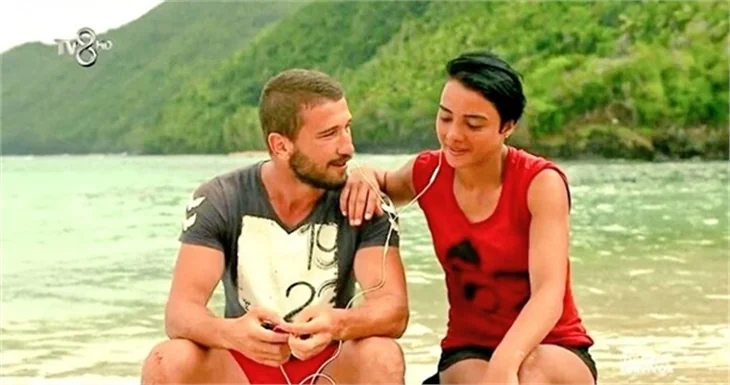 Survivor'da Adem ve Sabriye cilveleşiyorlar mı?