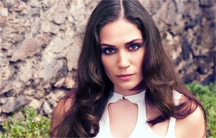 Özge Borak, İstanbullu Gelin dizisine dahil oldu