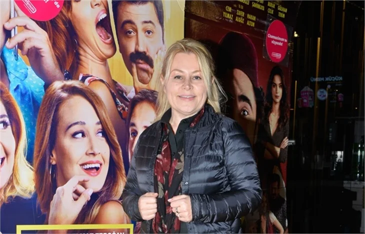 Demet Sabancı Çetindoğan'ın sinema keyfi!
