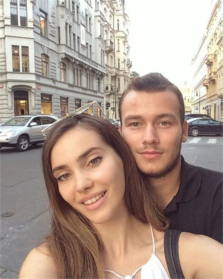 Adı Efsane'nin Melis'i sırılsıklam aşık!