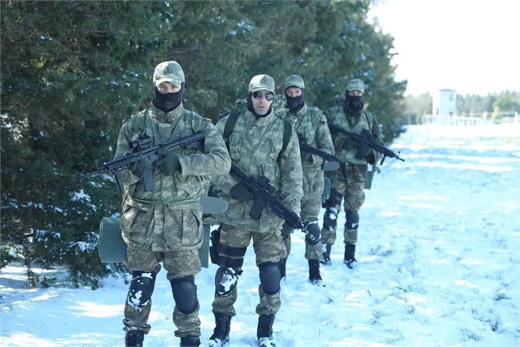 "Söz" dizisi için askeri eğitim aldılar