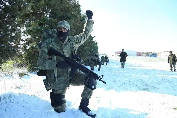 "Söz" dizisi için askeri eğitim aldılar