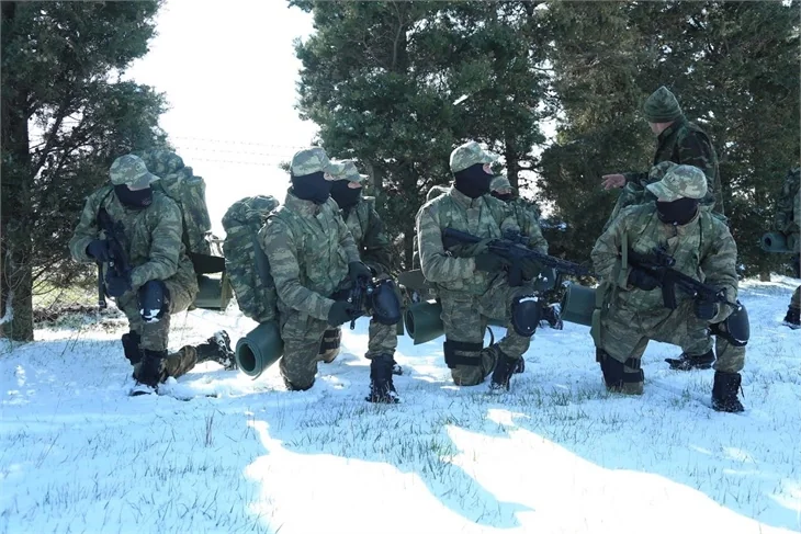 "Söz" dizisi için askeri eğitim aldılar