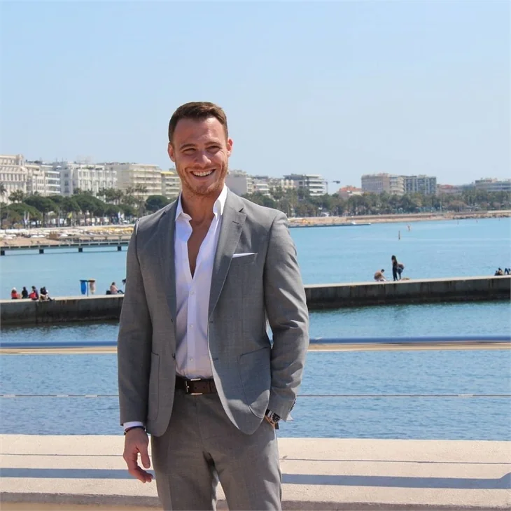 Ünlü oyuncular Cannes'a akın etti!
