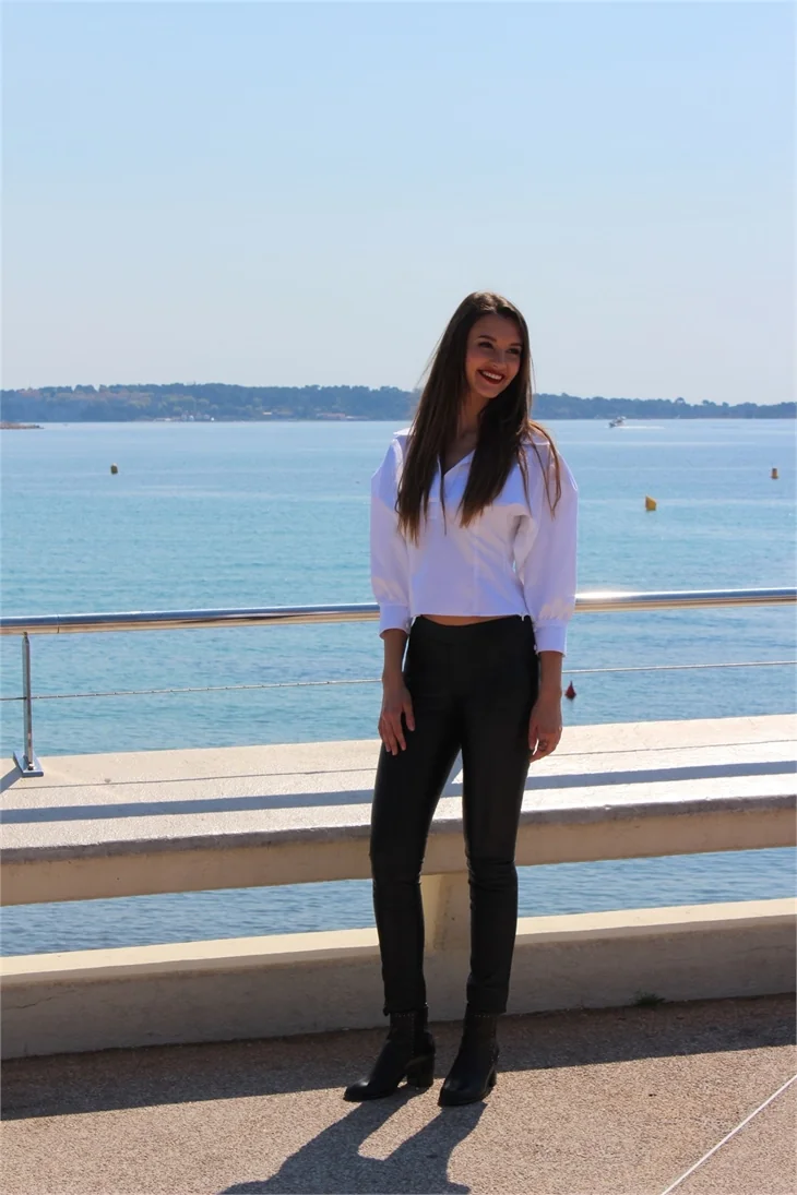 Ünlü oyuncular Cannes'a akın etti!
