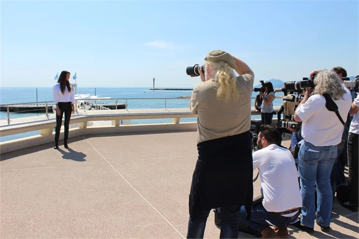 Ünlü oyuncular Cannes'a akın etti!