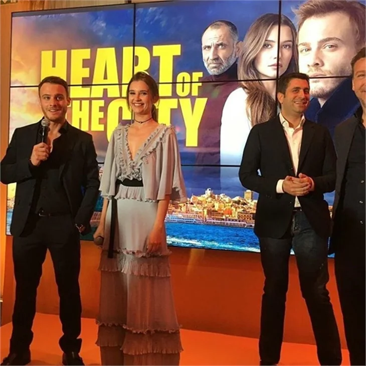 Ünlü oyuncular Cannes'a akın etti!
