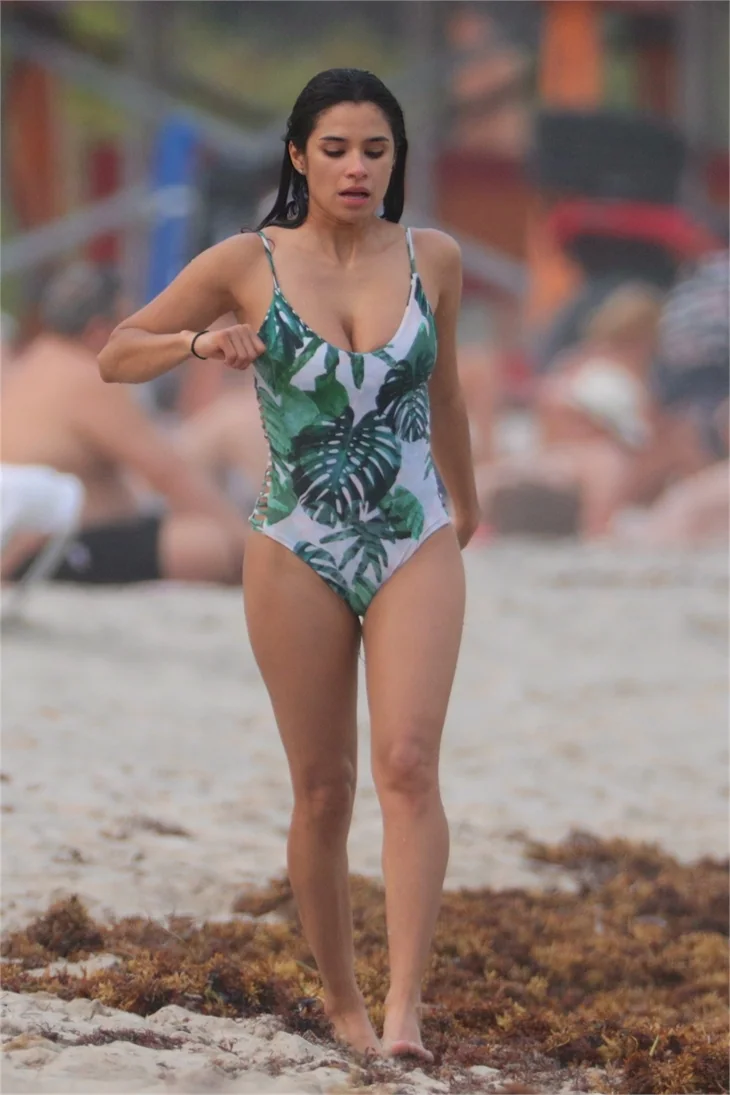 Diane Guerrero, Miami tatilinde!