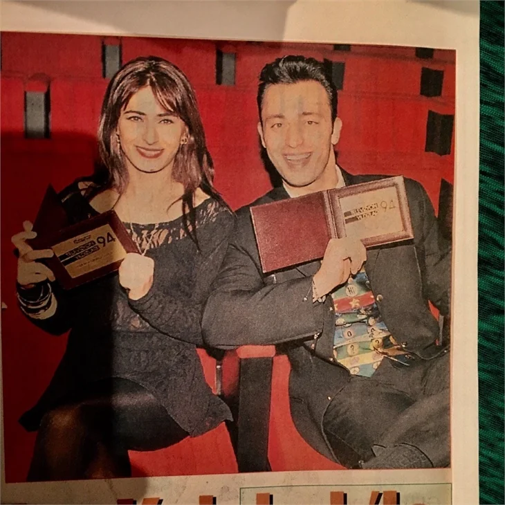Yıldız Tilbe'den sosyal medyada nostalji şov