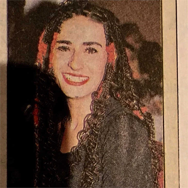 Yıldız Tilbe'den sosyal medyada nostalji şov
