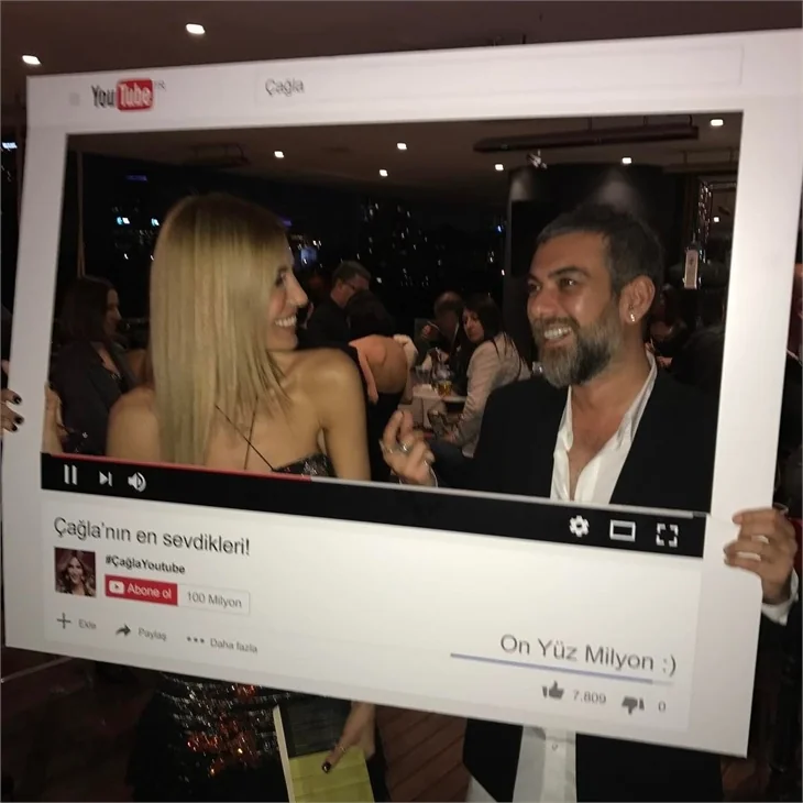Çağla Şıkel, Youtube kanalının tanıtımını yaptı