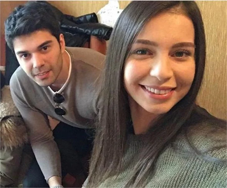 Sette başlayan aşkı öğrendi sevgilisinin evini bastı!