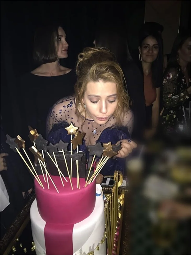 Sera Tokdemir, doğum gününü kutladı