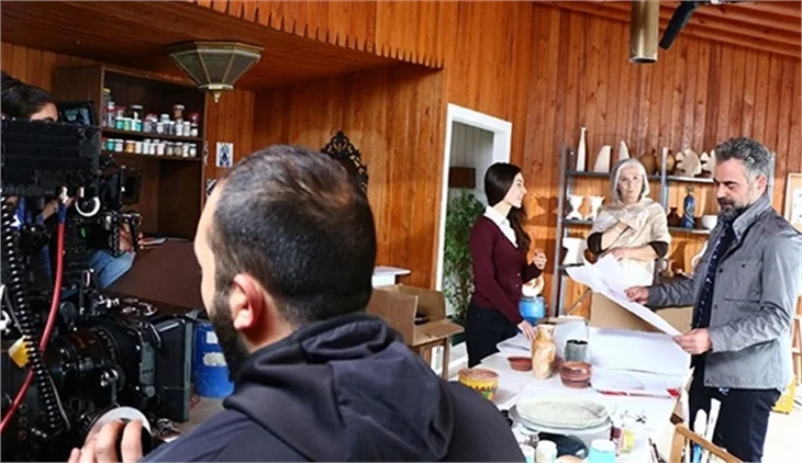 Yurdaer Okur, 'Seni Kimler Aldı' dizisi setinde!