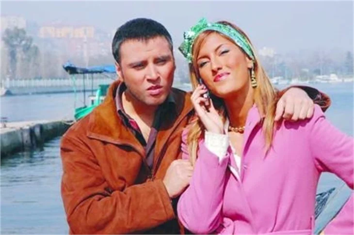 Alişan ve Çağla Şıkel'den dizi sürprizi!
