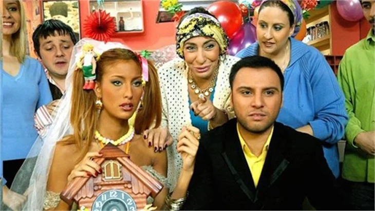 Alişan ve Çağla Şıkel'den dizi sürprizi!