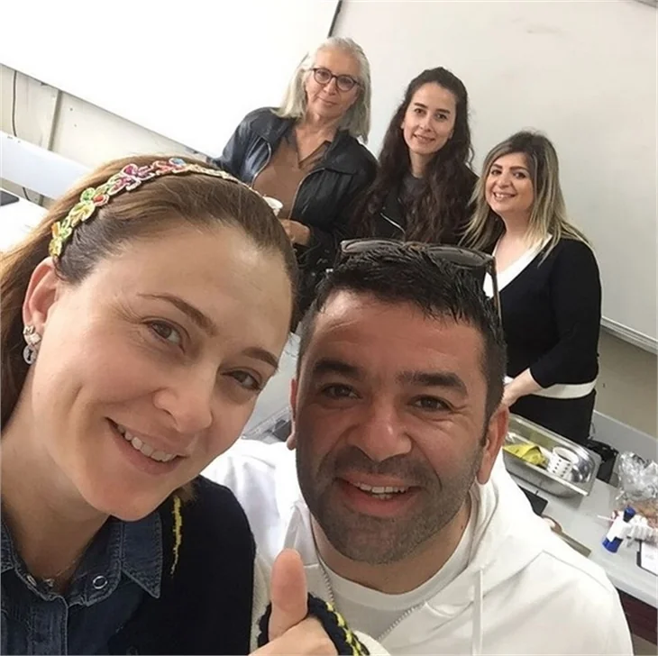 Ünlüler referandumda sandık başında...
