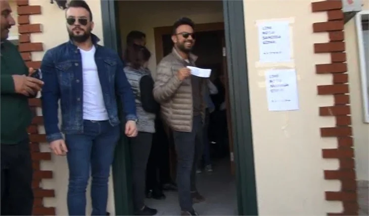 Ünlüler referandumda sandık başında...