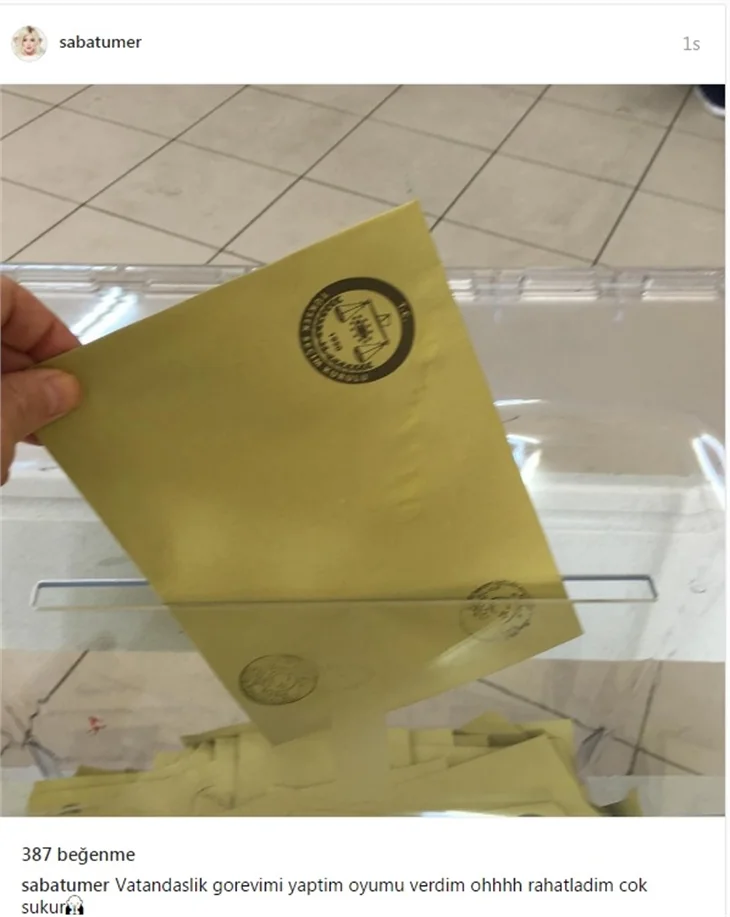 Ünlüler referandumda sandık başında...
