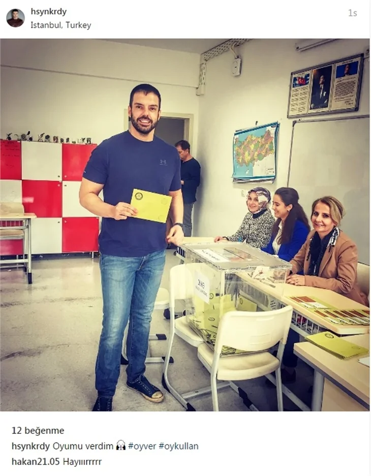Ünlüler referandumda sandık başında...