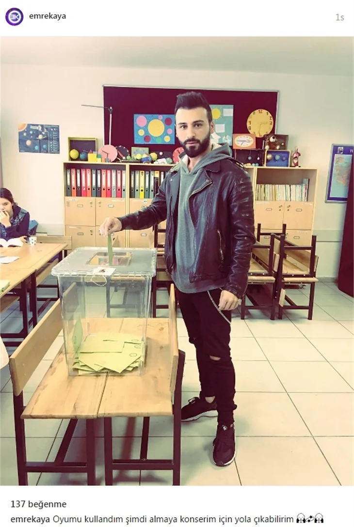 Ünlüler referandumda sandık başında...