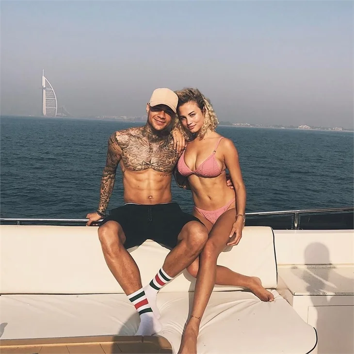 Gregory Van der Wiel ile Rose Bertram'ın Dubai tatili!