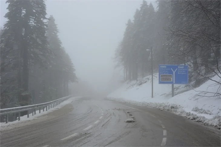 Uludağ'a nisan karı